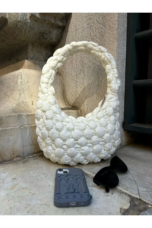1 Cluody Bag Baget Kadın Kapitone / Quilted Puff El Ve Omuz Çantası Boy:25 En:35 Sap:60 Cm