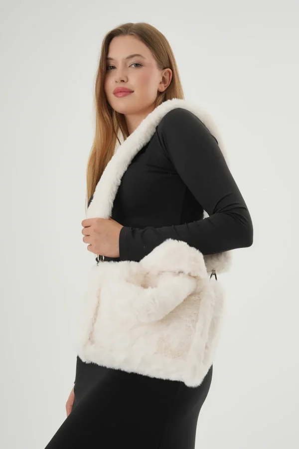 Soft Fluffy Bag / Black Uzun Saplı Peluş Çanta / Cross Body En : 24 Boy : 18